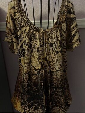 Womens Boho Black and Tan Printed Peasant Top With Rhinestones Size Large